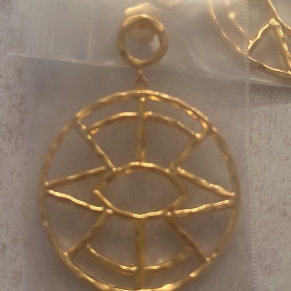 BNWT NEST EVIL EYE GOLD PLATED EARRINGS - Picture 5 of 8